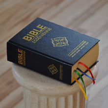 Charger l'image dans la galerie, La Bible essénienne