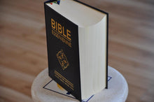 Charger l&#39;image dans la galerie, La Bible essénienne
